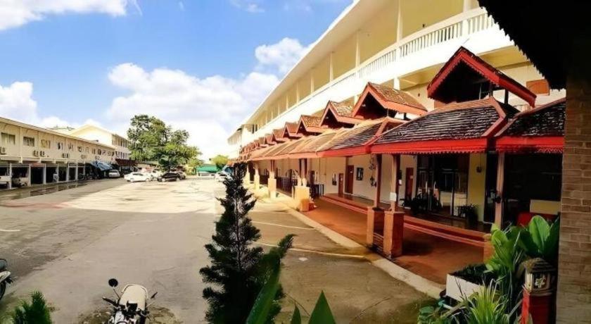 Piyaporn Hill Paradise Hotel Mae Sai Exterior photo